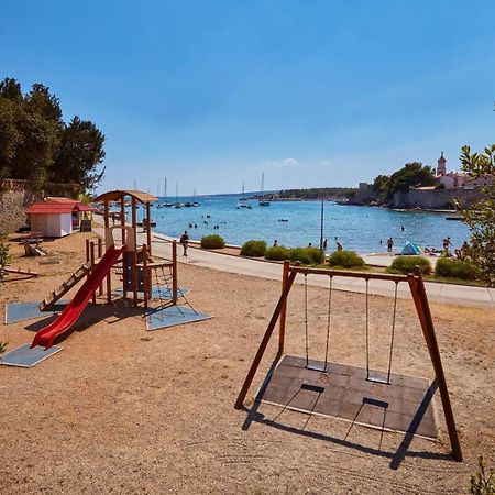 Galija Luxury Suites Krk Town Exterior foto
